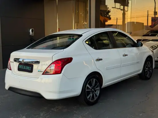 NISSAN-VERSA-1.6 16V FLEXSTART SL 4P XTRONIC NISSAN-VERSA-2018