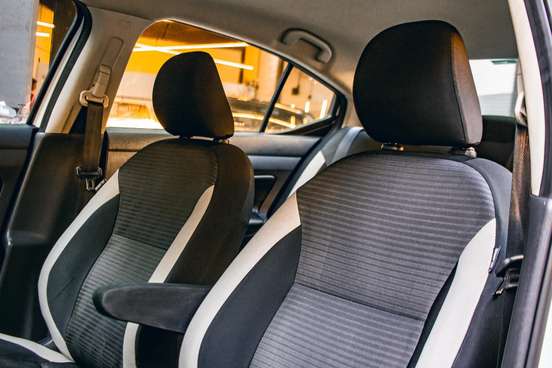 NISSAN-VERSA-2023