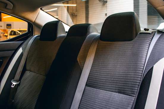 NISSAN-VERSA-2023