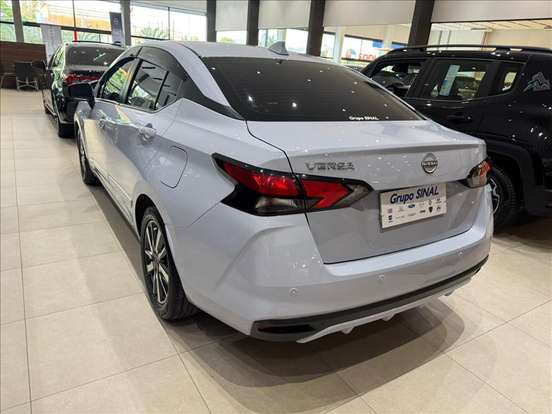 NISSAN-VERSA-2024