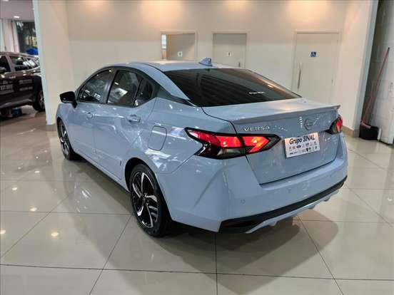 NISSAN-VERSA-2025