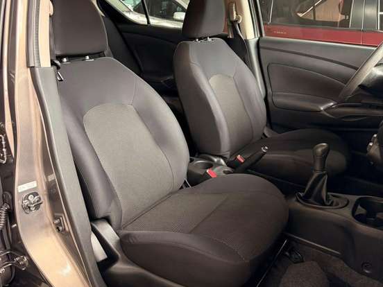 NISSAN-VERSA-1.6 16V FLEX SL 4P MANUAL NISSAN-VERSA-2013