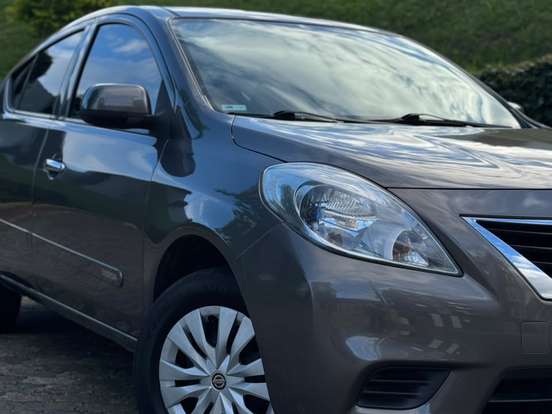 NISSAN-VERSA-1.6 16V FLEX SV 4P MANUAL NISSAN-VERSA-2012