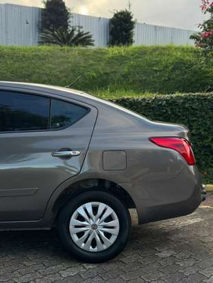 NISSAN-VERSA-1.6 16V FLEX SV 4P MANUAL NISSAN-VERSA-2012