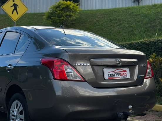 NISSAN-VERSA-1.6 16V FLEX SV 4P MANUAL NISSAN-VERSA-2012