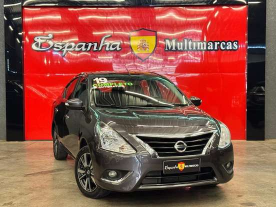 NISSAN-VERSA-2018
