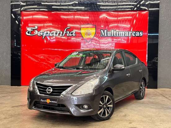 NISSAN-VERSA-2018