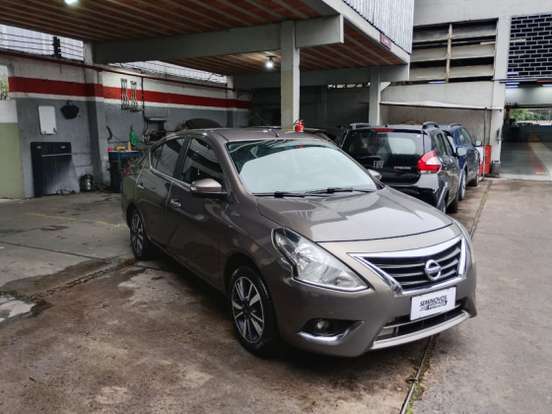 NISSAN-VERSA-1.6 16V FLEXSTART SL 4P XTRONIC NISSAN-VERSA-2017