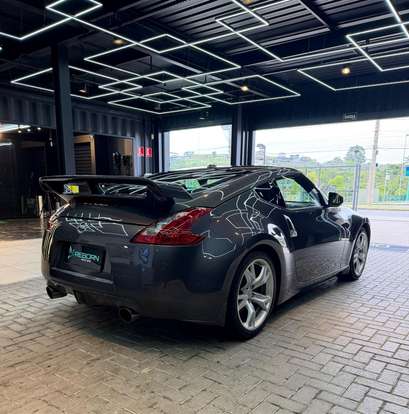 NISSAN-370Z-2010
