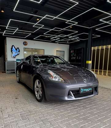 NISSAN-370Z-2010