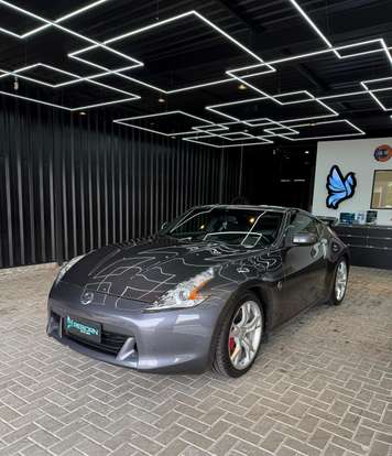 NISSAN-370Z-2010