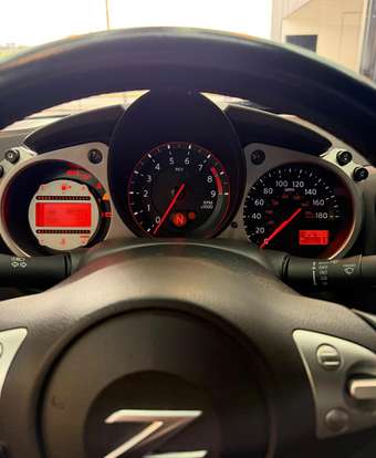 NISSAN-370Z-2010
