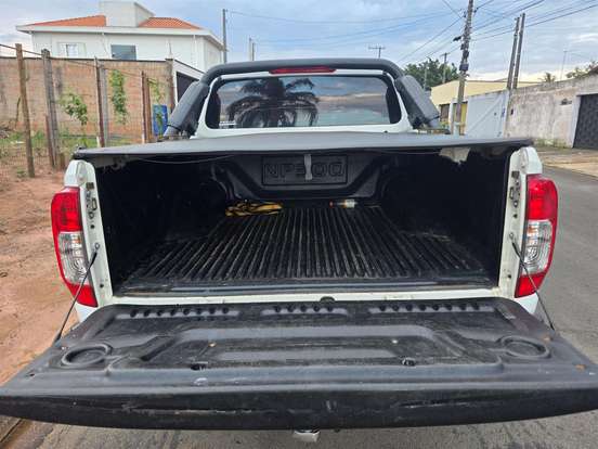 NISSAN-FRONTIER-2019