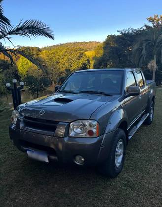 NISSAN FRONTIER 2.8 SE 4X2 CD TURBO ELETRONIC DIESEL 4P MANUAL
