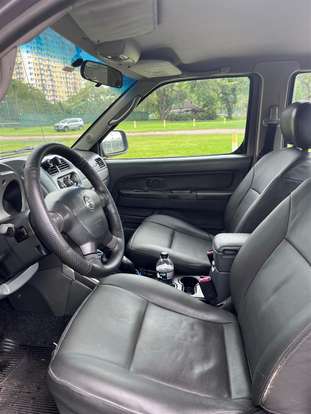 NISSAN-FRONTIER-2006
