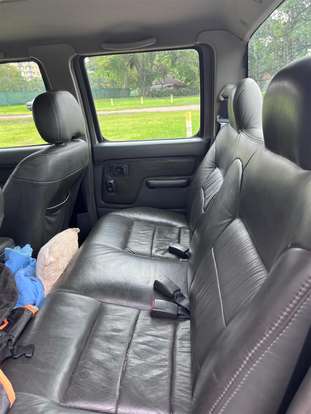 NISSAN-FRONTIER-2006