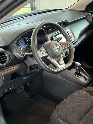 NISSAN-KICKS-2023