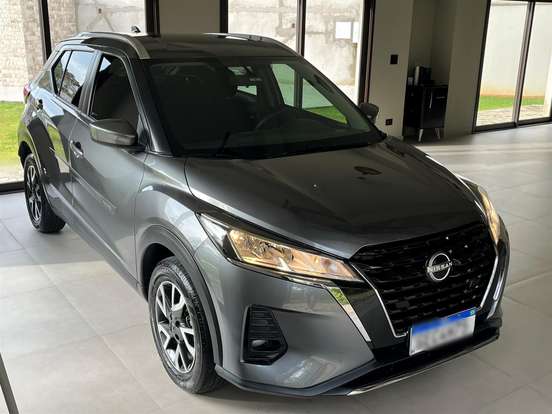 NISSAN-KICKS-2023