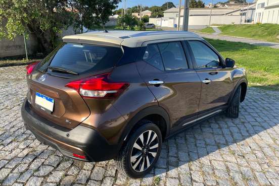 NISSAN-KICKS-2020