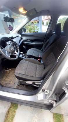 NISSAN-KICKS PLAY-2025