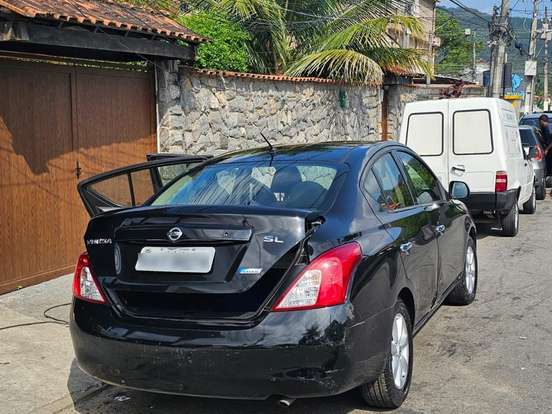 NISSAN-VERSA-1.6 16V FLEX SL 4P MANUAL NISSAN-VERSA-2014