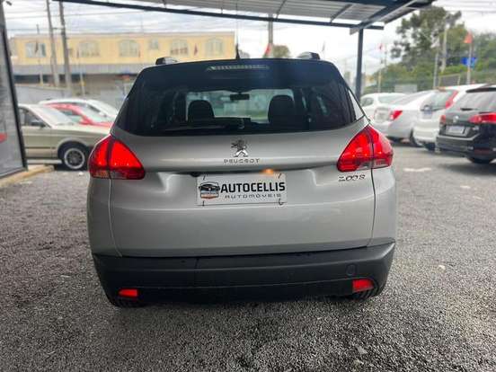 PEUGEOT-2008-2021