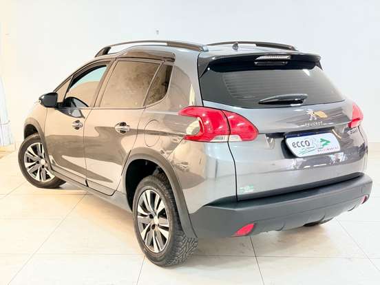 PEUGEOT-2008-2021