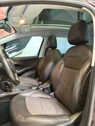 PEUGEOT-2008-1.6 16V FLEX GRIFFE 4P AUTOMÁTICO PEUGEOT-2008-2016