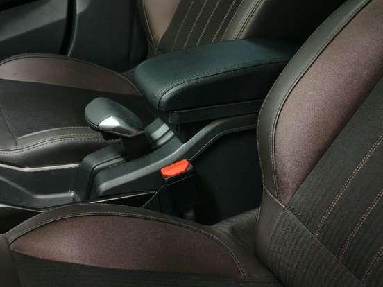 PEUGEOT-2008-2020