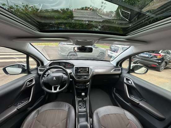 PEUGEOT-2008-1.6 16V FLEX GRIFFE 4P AUTOMÁTICO PEUGEOT-2008-2015