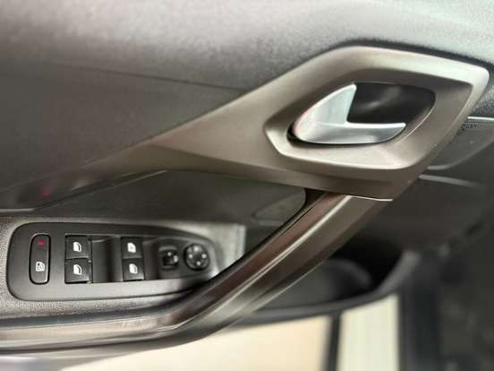 PEUGEOT-2008-1.6 16V THP FLEX GRIFFE 4P AUTOMÁTICO PEUGEOT-2008-2020