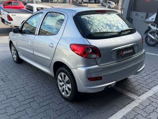 PEUGEOT-207-1.4 XR 8V FLEX 4P MANUAL PEUGEOT-207-2011