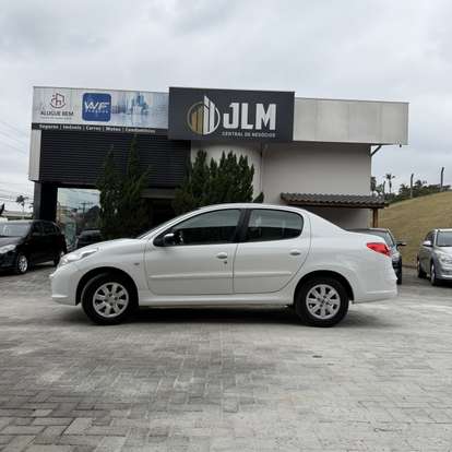 PEUGEOT-207-1.4 XR PASSION 8V FLEX 4P MANUAL PEUGEOT-207-2013