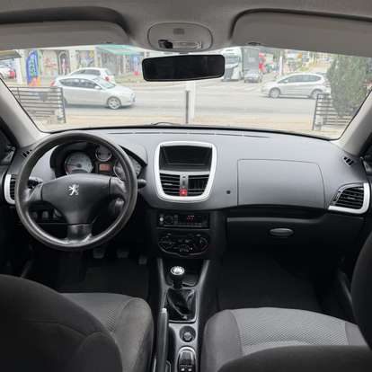 PEUGEOT-207-2013