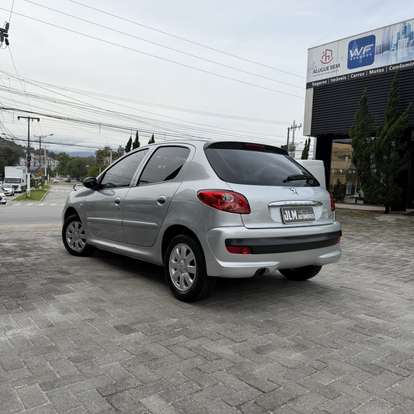 PEUGEOT-207-2009
