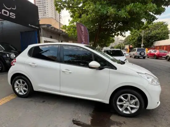 PEUGEOT-208-1.5 ACTIVE PACK 8V FLEX 4P MANUAL PEUGEOT-208-2015