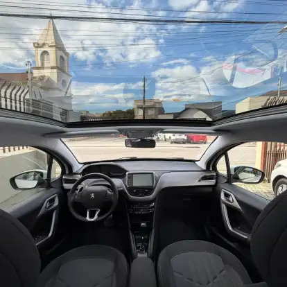 PEUGEOT-208-1.6 GRIFFE 16V FLEX 4P AUTOMÁTICO PEUGEOT-208-2016