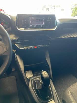 PEUGEOT-208-2024