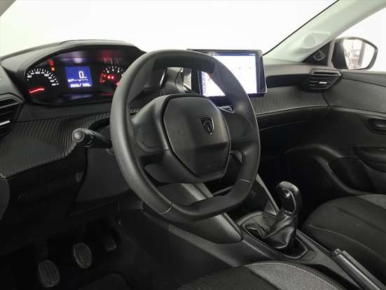 PEUGEOT-208-2025