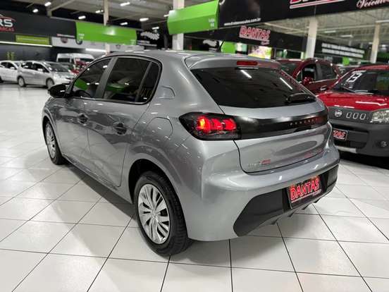 PEUGEOT-208-2022