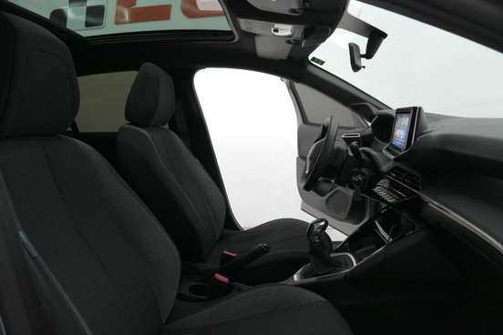 PEUGEOT-208-2024