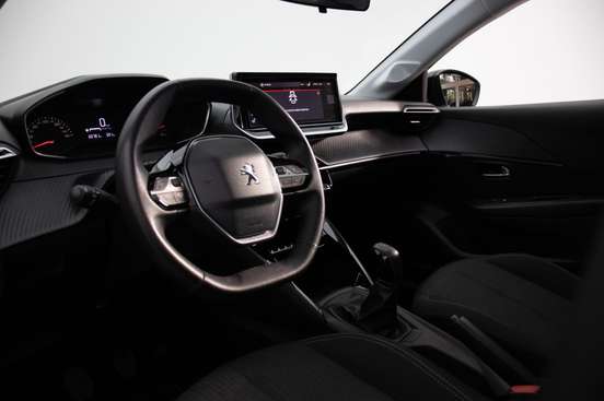PEUGEOT-208-2022