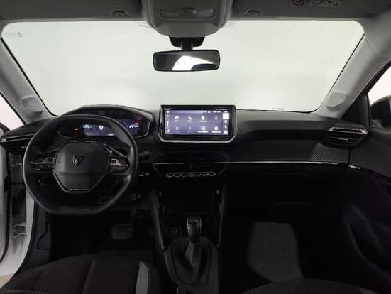PEUGEOT-208-2024
