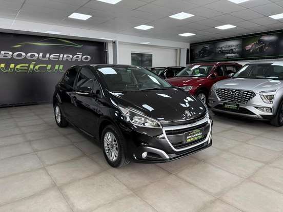 PEUGEOT-208-2018