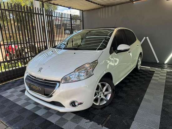 PEUGEOT-208-2013