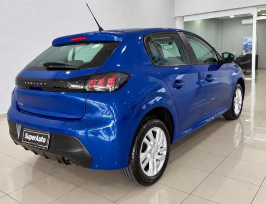 PEUGEOT-208-2023