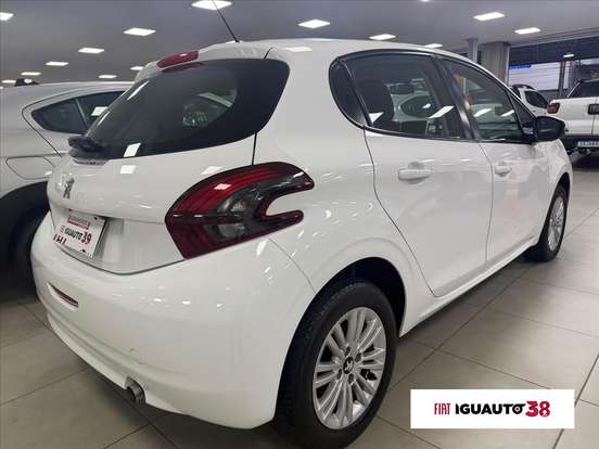 PEUGEOT-208-1.6 ACTIVE PACK 16V FLEX 4P AUTOMÁTICO PEUGEOT-208-2019