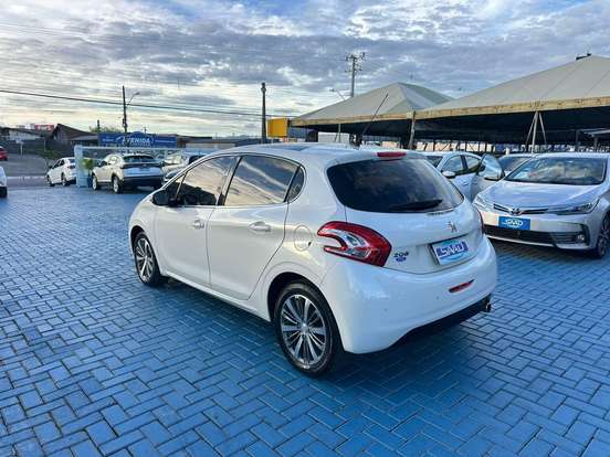 PEUGEOT-208-1.6 GRIFFE 16V FLEX 4P AUTOMÁTICO PEUGEOT-208-2016