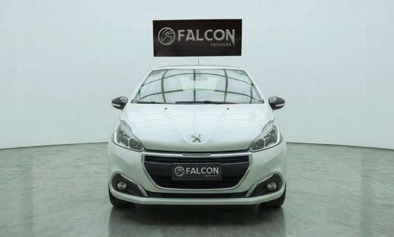 PEUGEOT-208-1.6 GRIFFE 16V FLEX 4P AUTOMÁTICO PEUGEOT-208-2018