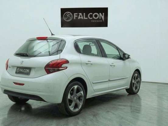 PEUGEOT-208-1.6 GRIFFE 16V FLEX 4P AUTOMÁTICO PEUGEOT-208-2018